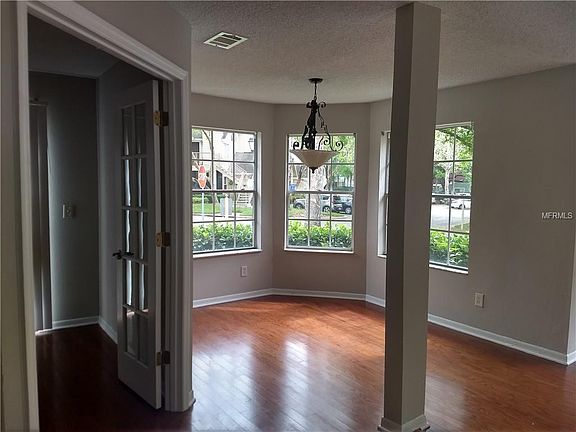 3rd image of 605 Youngstown Pkwy APT 29