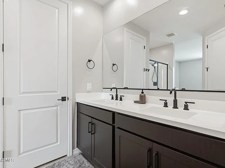 35879 W Santa Barbara Ave — Photo 5