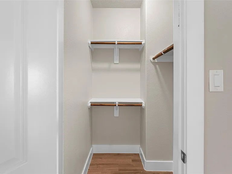 7703 Rainbow Close Ln — Photo 19