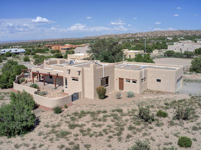 300 Camino De Las Huertas, Placitas, NM, 87043