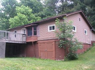 462 Burr Oak Blvd, Nelsonville, OH 45764