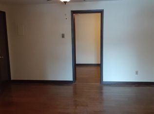 216 S Peterboro St APT 3, Canastota, NY 13032