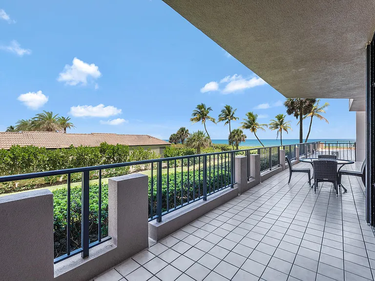530 Ocean Dr #202 — Photo 9