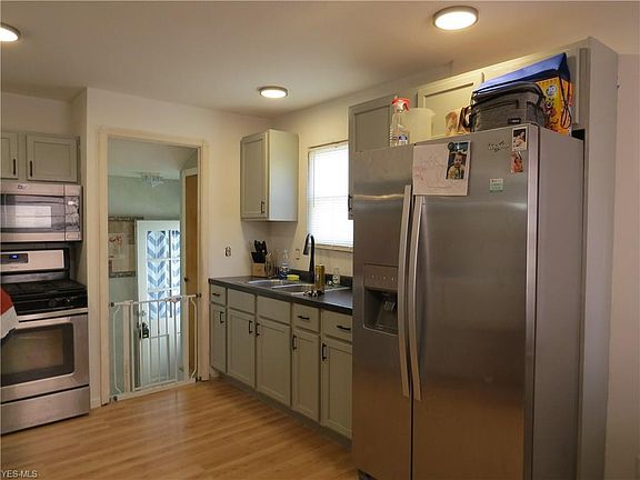 5th image of 4610 Dawnshire Dr