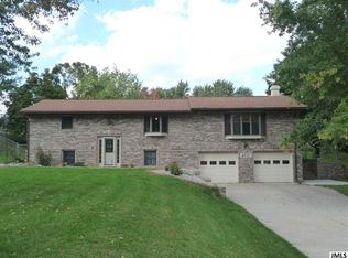 4032 Fairview Ave, Jackson, MI 49203