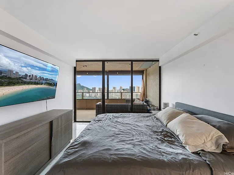581 Kamoku St #3704 — Photo 10