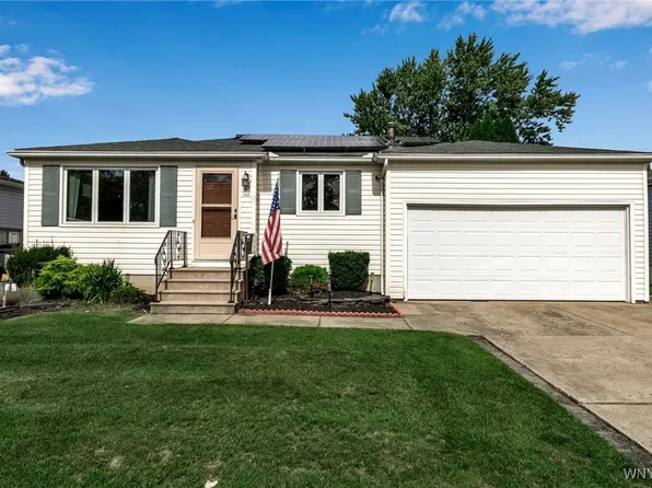 36 S Seine Dr, Cheektowaga, NY 14227