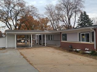 5136 W Superior St, Lincoln, NE 68524