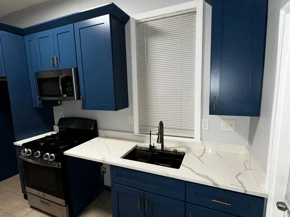 208 E 9th St #1, Plainfield, NJ 07060