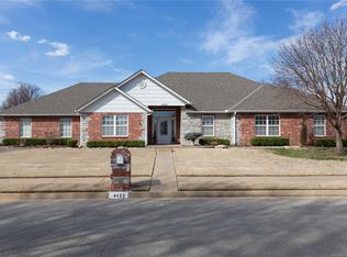 4422 Fairview Rd, Bartlesville, OK 74006