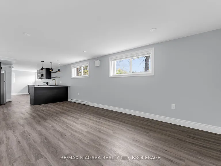 833 Foss Rd #11 — Photo 23