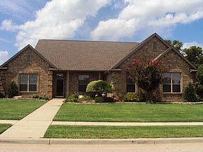 1st image of 2209 Clear Creek Dr