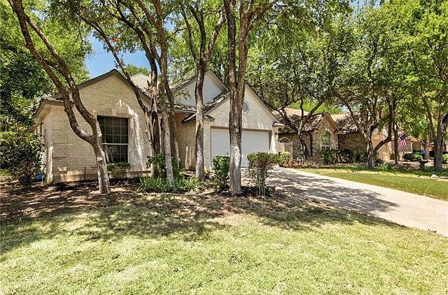1st image of 305 N Mount Rushmore Dr