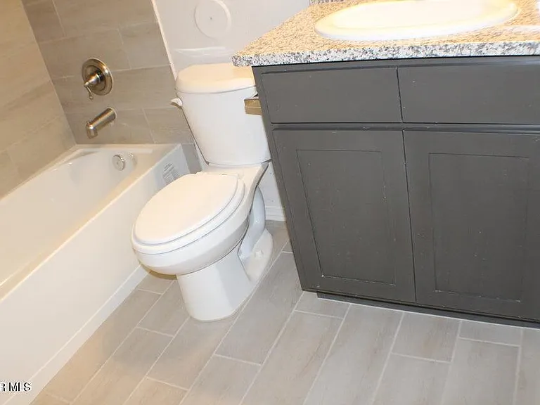 7425 Norte Mesa Ln — Photo 18
