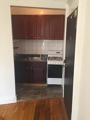 Rented by Fanning Realty | media 15