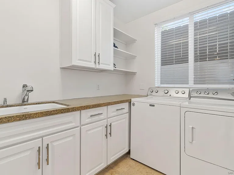 1371 San Elijo Ave — Photo 27