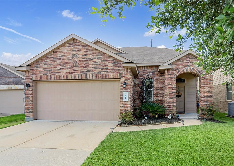 Welcome Home to 2111 Dalton Park Court perfectly situated on a cul-de-sac in the subdivision of Park Springs.