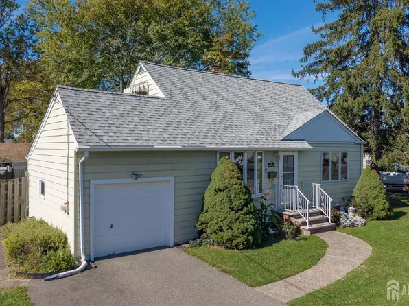 111 Geary Dr, South Plainfield, NJ 07080