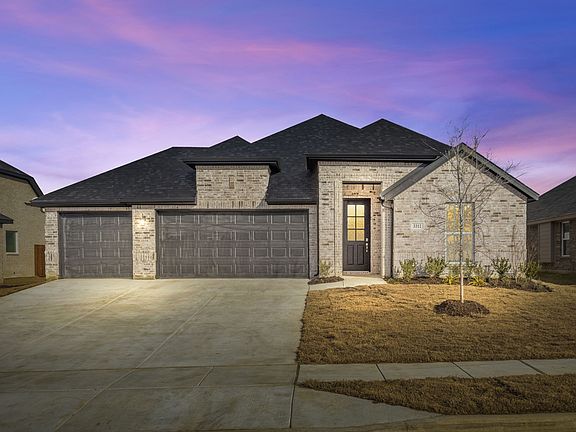 2nd image of 3312 Woodland Dr