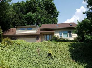 1321 Valley View Rd, York, PA 17403