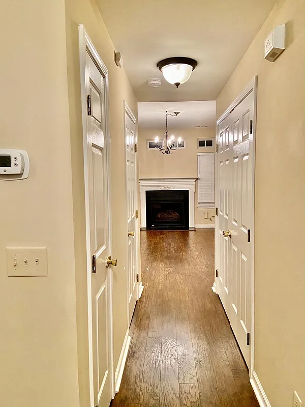 18626 Oakhurst Blvd — Photo 2