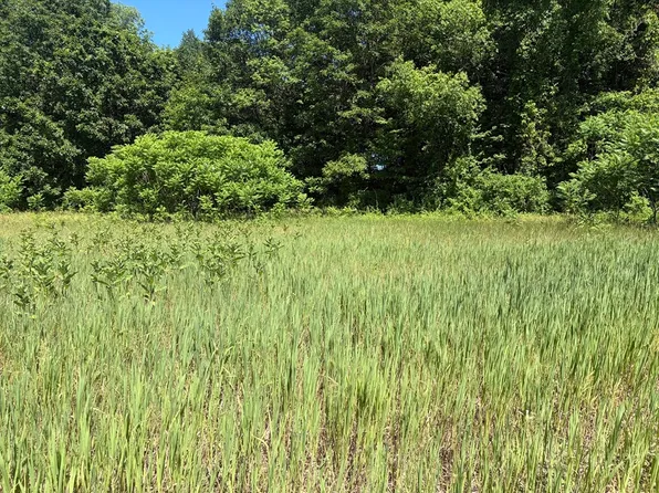 0 Straits Rd, Hatfield, MA 01038