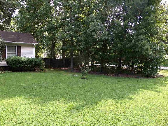 2nd image of 31 Woodharbor Dr