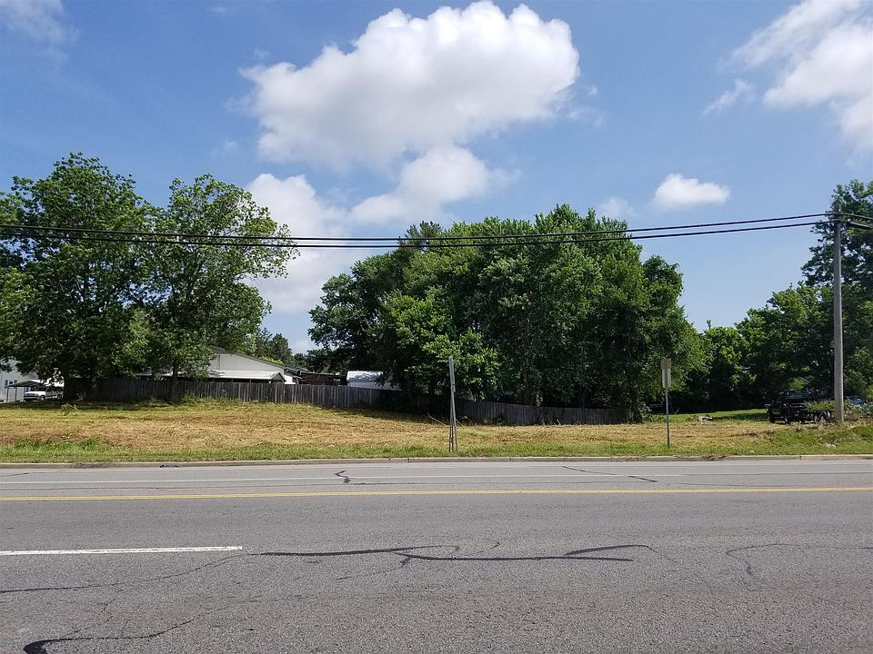 2nd image of 310 E Broad St