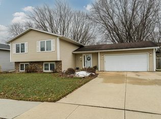 2518 59th St NW, Rochester, MN 55901