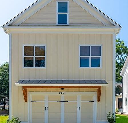 2nd image of 2807 Mathews St SE