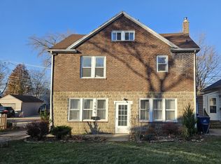 1806 Seymour Ave, North chicago, IL 60064