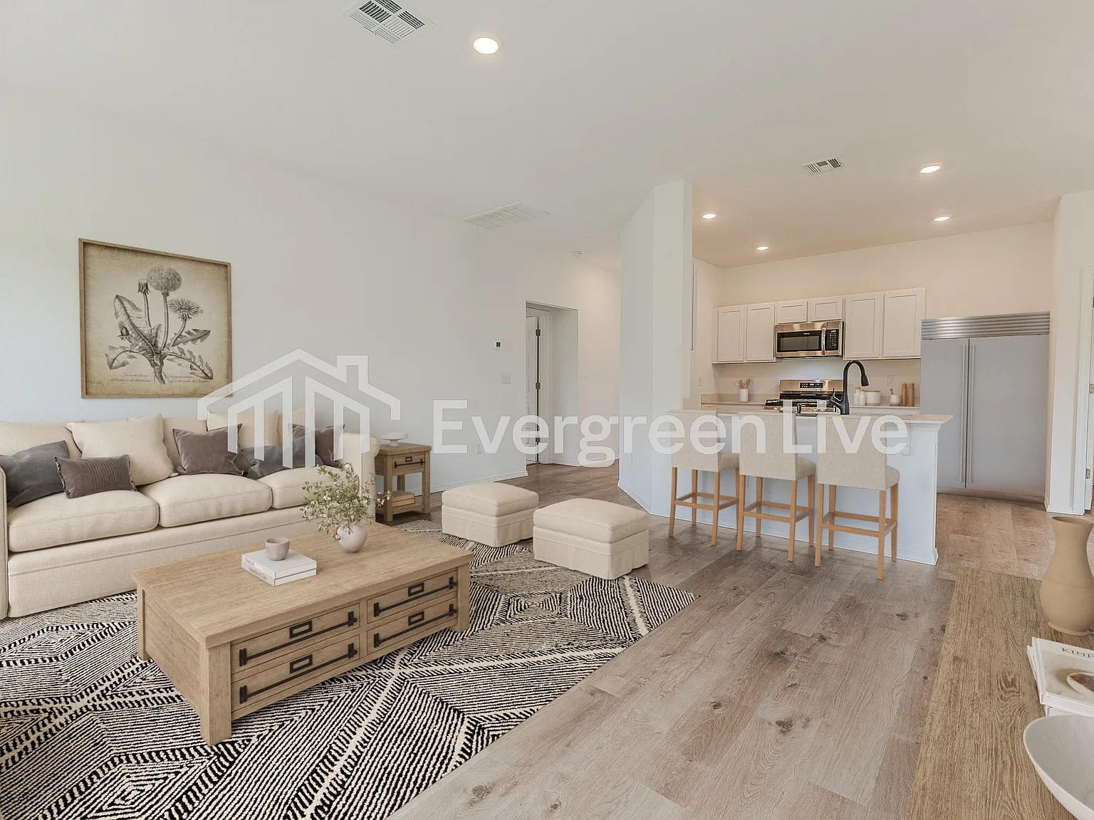 4 bed, 2.0 bath, 1470 sqft, $1,555 — Photo 3