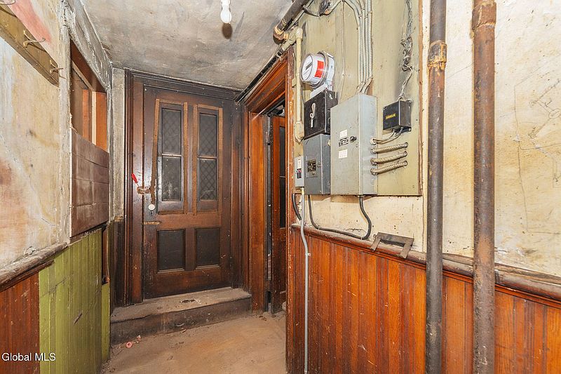 53rd image of 93 Ten Broeck Street