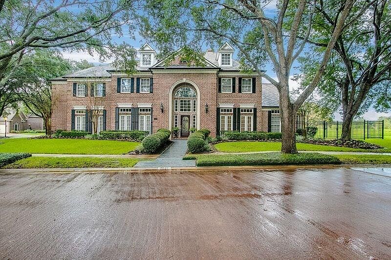 1st image of 3427 Clearwater Ct