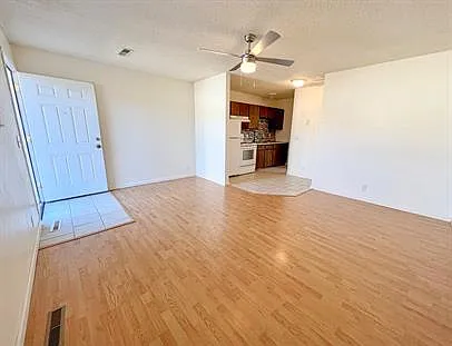 2212 Campus Drive - 3 — Photo 4