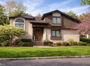 537 Sayre Dr, Princeton, NJ 08540