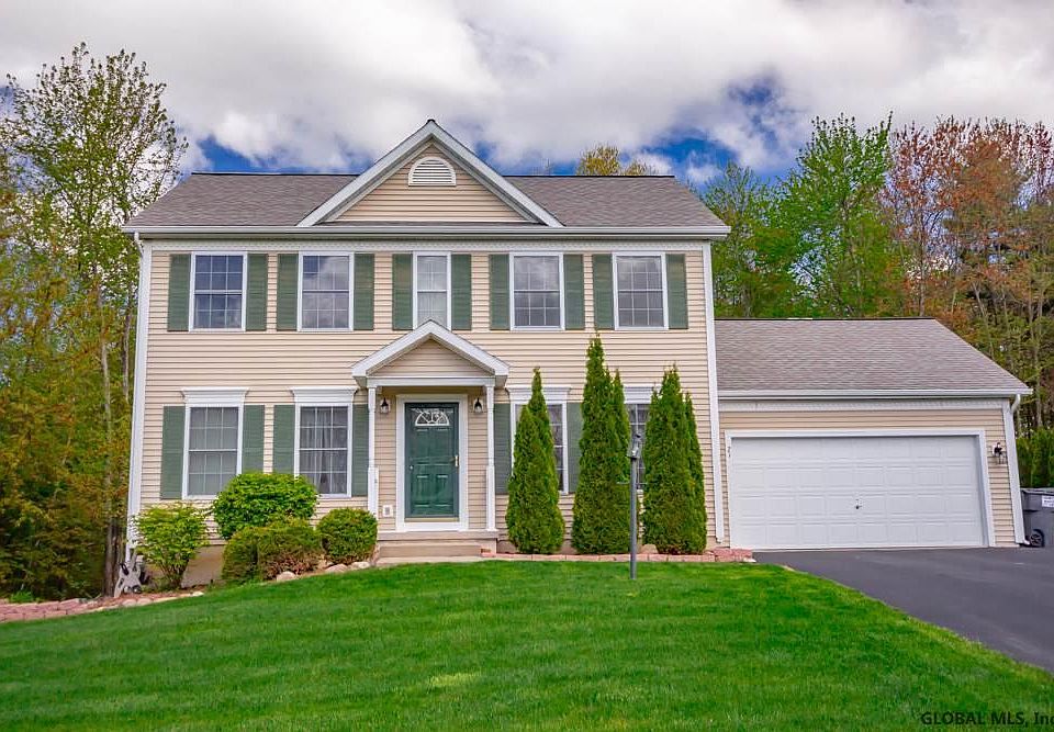 1st image of 21 Aster Dr