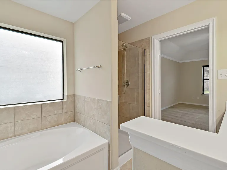 3308 Southern Grove Ln — Photo 22