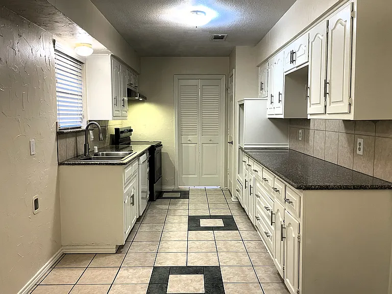 804 Lake Highlands Dr — Photo 26
