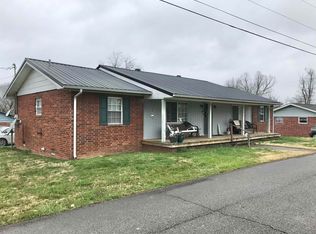 319 Bradford St, Grayson, KY 41143