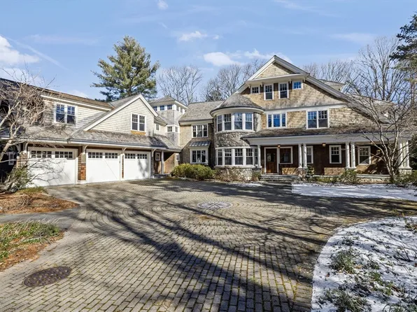 85 Hancock St, Lexington, MA 02420
