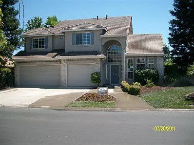 5245 Camelback St photo 1