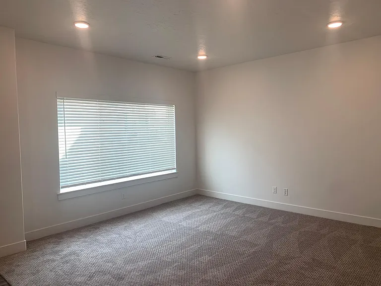 1897 W 1175 N #1897 — Photo 12