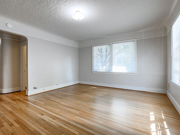 2nd image of 708 NW 20th Ave #77a704198