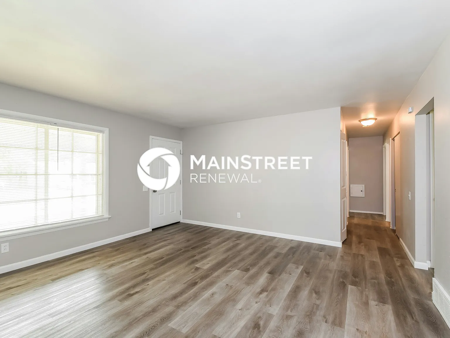 1308 Claudine Dr — Photo 4