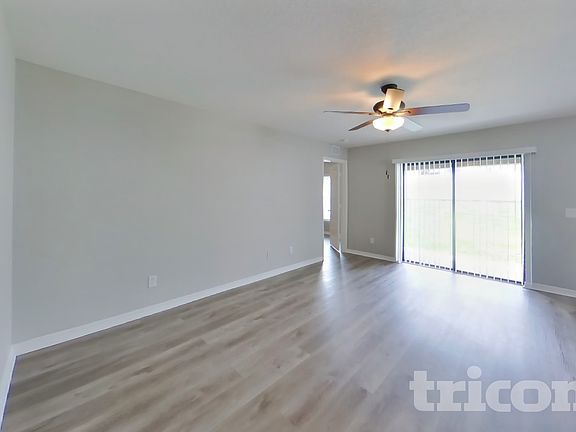 2nd image of 1608 Fitzgerald Dr