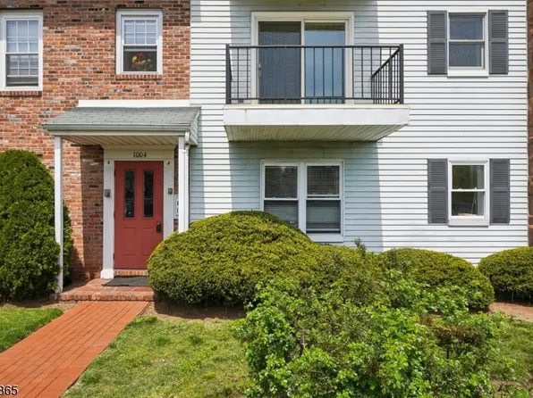 1004 Unicorn Way Cj002 #J2, Clifton City, NJ 07011