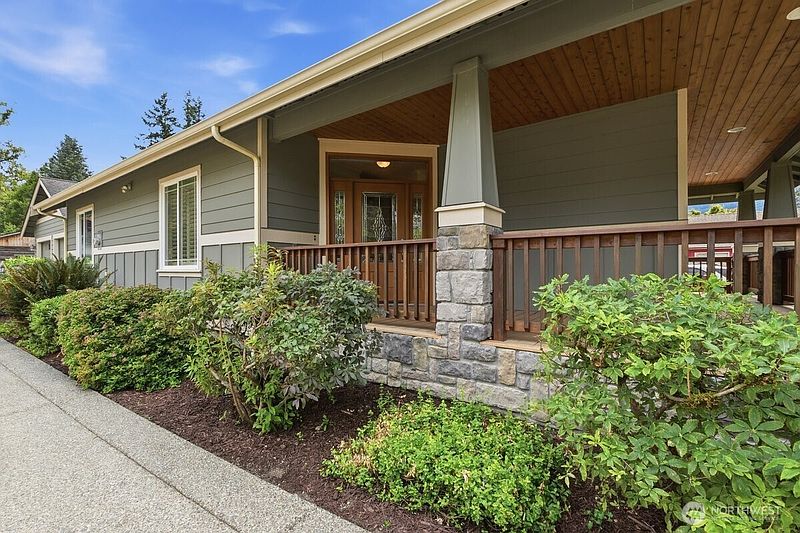 3rd image of 8652 384th Avenue SE