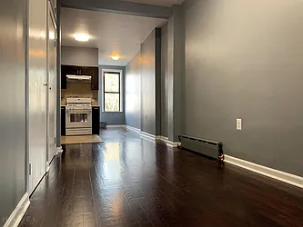 Rented by Hillel Realty Group