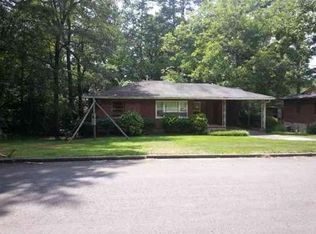 2363 Plantation Dr, East Pt, GA